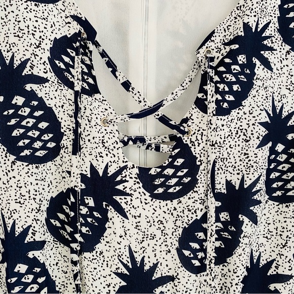 Lucca Pineapple Long Minimal Bell Sleeve Tie Neck Short Romper Size Large - Picture 3 of 10